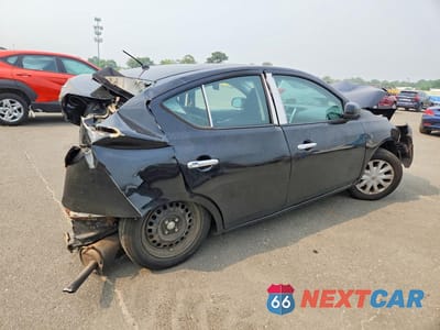 Trzecie zdjęcie samochodu z tyłu: 2014 NISSAN VERSA 1.6 S VIN:3N1CN7AP0EL811295 - miniatura