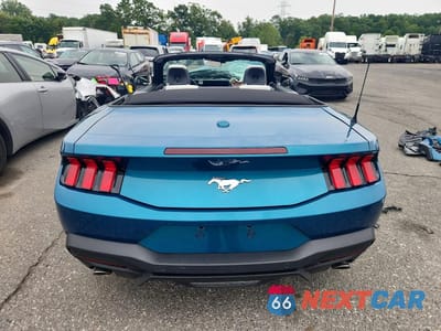 Zdjęcie 6 z 13 samochodu: 2026 FORD MUSTANG VIN:1FAGP8UH2T5122056 - miniatura