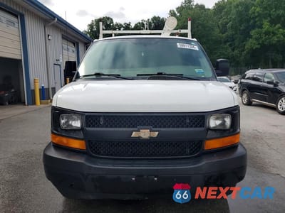 Piąte zdjęcie samochodu w środku: 2017 CHEVROLET EXPRESS G2500 VIN:1GCWGAFFXH1189821 - miniatura