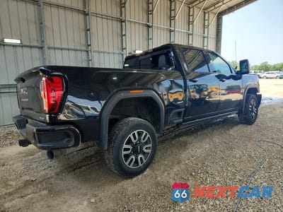 Trzecie zdjęcie samochodu z tyłu: 2022 GMC SIERRA K3500 AT4 VIN:1GT49VEY8NF100046 - miniatura