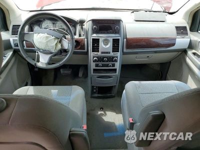 Zdjęcie 8 z 13 samochodu: 2010 CHRYSLER TOWN & COUNTRY TOURING VIN:2A4RR5D19AR245698 - miniatura