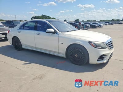 Czwarte zdjęcie samochodu z boku: 2019 MERCEDES-BENZ S S560E VIN:WDDUG7DB3KA476831 - miniatura