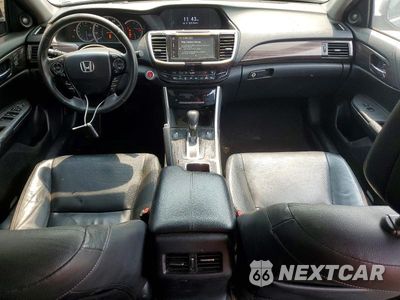 Zdjęcie 8 z 12 samochodu: 2017 HONDA ACCORD TOURING VIN:1HGCR3F97HA031487 - miniatura