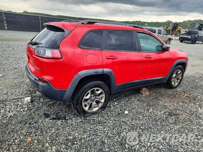 Trzecie zdjęcie samochodu z tyłu: 2019 JEEP CHEROKEE TRAILHAWK VIN:1C4PJMBX2KD298365 - miniatura