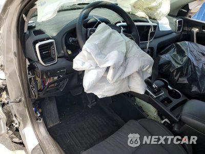 Zdjęcie 8 z 14 samochodu: 2022 KIA SPORTAGE LX VIN:KNDPM3AC7N7975185 - miniatura