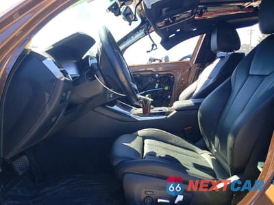 Zdjęcie 7 z 13 samochodu: 2019 BMW 330XI VIN:WBA5R7C53KAJ79544 - miniatura