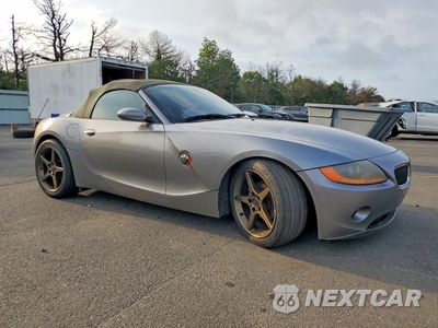 Czwarte zdjęcie samochodu z boku: 2004 BMW Z4 2.5 VIN:4USBT33524LR68088 - miniatura