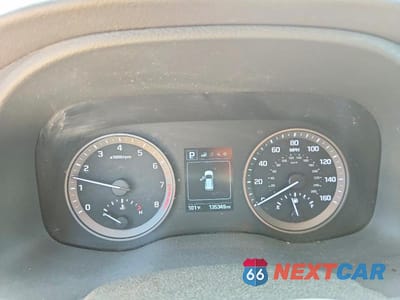 Zdjęcie 9 z 13 samochodu: 2017 HYUNDAI TUCSON SE VIN:KM8J3CA40HU563032 - miniatura