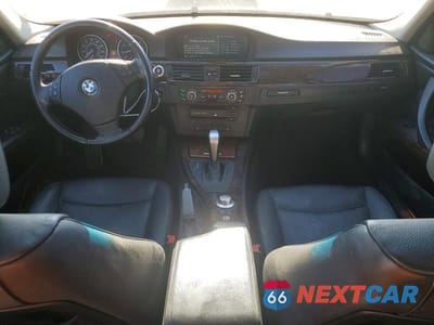 Zdjęcie 8 z 12 samochodu: 2006 BMW 330 XI VIN:WBAVD33556KV66720 - miniatura