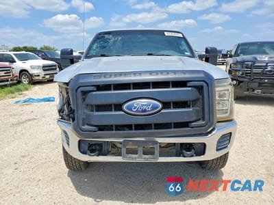 Piąte zdjęcie samochodu w środku: 2012 FORD F250 SUPER DUTY VIN:1FT7W2BT6CEA38646 - miniatura