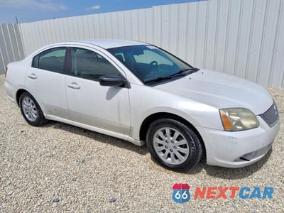 Czwarte zdjęcie samochodu z boku: 2012 MITSUBISHI GALANT FE VIN:4A32B2FF5CE020579 - miniatura