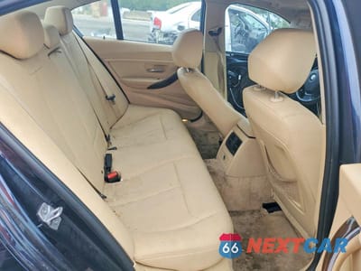 Zdjęcie 10 z 12 samochodu: 2014 BMW 320 I VIN:WBA3B1G50ENS78063 - miniatura
