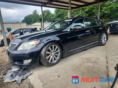 2010 LEXUS LS 460 JTHCL5EF6A5005771 - główne zdjęcie licytacji z USA - miniatura