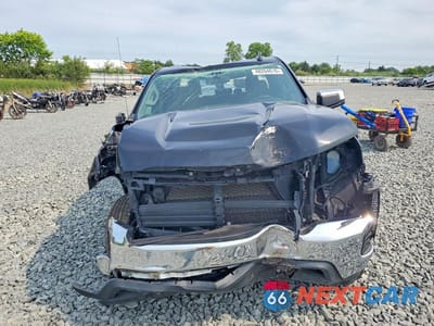 Piąte zdjęcie samochodu w środku: 2021 CHEVROLET SILVERADO VIN:1GCUYDED9MZ140689 - miniatura