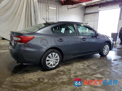 Trzecie zdjęcie samochodu z tyłu: 2018 SUBARU IMPREZA BASE VIN:4S3GKAA6XJ1615040 - miniatura