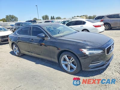 Czwarte zdjęcie samochodu z boku: 2017 VOLVO S90 T5 MOMENTUM VIN:YV1102AK8H1007231 - miniatura