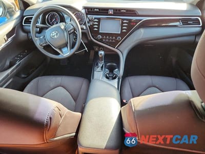 Zdjęcie 8 z 12 samochodu: 2018 TOYOTA CAMRY LE VIN:4T1B11HK9JU085136 - miniatura