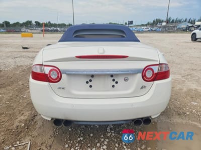 Zdjęcie 6 z 12 samochodu: 2007 JAGUAR XKR VIN:SAJWA44CX79B18148 - miniatura
