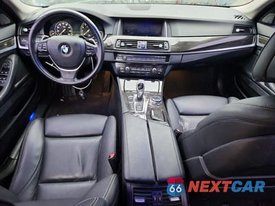 Zdjęcie 8 z 12 samochodu: 2016 BMW 535 XI VIN:WBA5B3C57GG257020 - miniatura