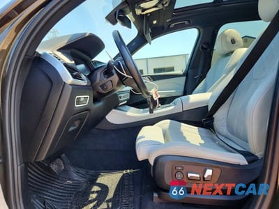 Zdjęcie 7 z 13 samochodu: 2023 BMW X5 SDRIVE 40I VIN:5UXCR4C00P9R29468 - miniatura