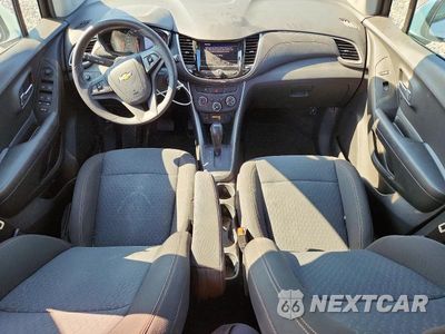 Zdjęcie 8 z 12 samochodu: 2020 CHEVROLET TRAX LS VIN:KL7CJKSB2LB057617 - miniatura