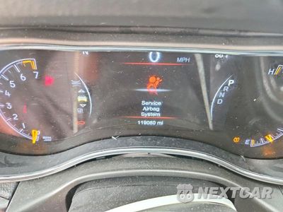 Zdjęcie 9 z 13 samochodu: 2020 JEEP GRAND CHEROKEE LAREDO VIN:1C4RJFAG4LC426294 - miniatura
