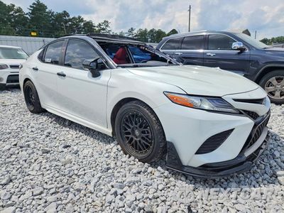 Czwarte zdjęcie samochodu z boku: 2019 TOYOTA CAMRY XSE VIN:4T1B61HK8KU289476 - miniatura