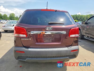 Zdjęcie 6 z 13 samochodu: 2013 KIA SORENTO LX VIN:5XYKT3A19DG336707 - miniatura