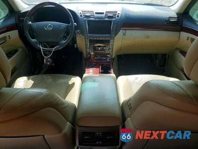 Zdjęcie 8 z 13 samochodu: 2007 LEXUS LS 460 VIN:JTHBL46F275038599 - miniatura