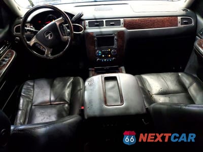 Zdjęcie 8 z 13 samochodu: 2008 GMC YUKON XL DENALI VIN:1GKFK66818J214249 - miniatura