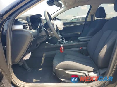 Zdjęcie 7 z 12 samochodu: 2022 KIA K5 LXS VIN:5XXG14J22NG145775 - miniatura