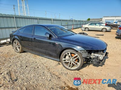 Czwarte zdjęcie samochodu z boku: 2016 AUDI A7 PRESTIGE VIN:WAU2GAFC0GN158098 - miniatura