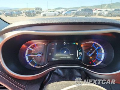 Zdjęcie 9 z 14 samochodu: 2023 CHRYSLER PACIFICA HYBRID TOURING L VIN:2C4RC1L75PR584070 - miniatura