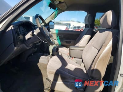 Zdjęcie 7 z 12 samochodu: 2001 TOYOTA TACOMA XTRACAB PRERUNNER VIN:5TESN92N61Z819006 - miniatura