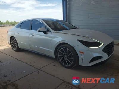 Czwarte zdjęcie samochodu z boku: 2020 HYUNDAI SONATA LIMITED VIN:5NPEH4J20LH005826 - miniatura