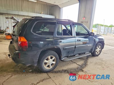 Trzecie zdjęcie samochodu z tyłu: 2002 GMC ENVOY VIN:1GKDT13S422381391 - miniatura