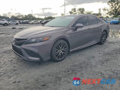 2023 TOYOTA CAMRY SE 4T1T11AK5PU754137 - główne zdjęcie licytacji z USA - miniatura