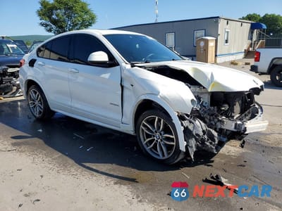 Czwarte zdjęcie samochodu z boku: 2018 BMW X4 XDRIVE28I VIN:5UXXW3C58J0Y66700 - miniatura