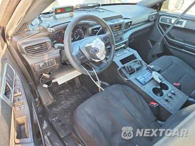 Zdjęcie 8 z 13 samochodu: 2021 FORD EXPLORER POLICE INTERCEPTOR VIN:1FM5K8AC5MNA14584 - miniatura