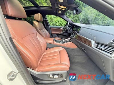 Piąte zdjęcie samochodu w środku: 2020 BMW X6 XDRIVE40I VIN:5UXCY6C0XL9D21128 - miniatura