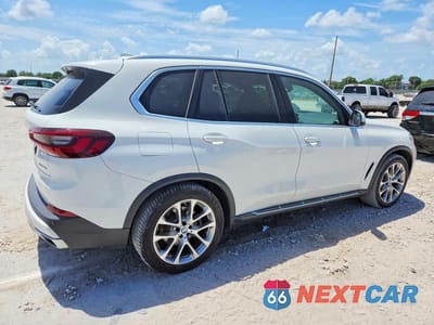 Trzecie zdjęcie samochodu z tyłu: 2022 BMW X5 SDRIVE 40I VIN:5UXCR4C00N9K13599 - miniatura