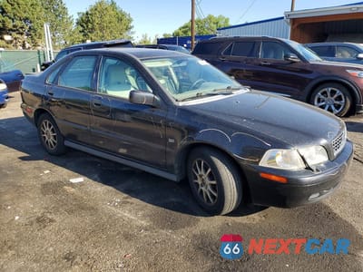 Czwarte zdjęcie samochodu z boku: 2004 VOLVO S40 1.9T VIN:YV1VS275X4F091806 - miniatura