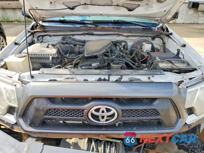Zdjęcie 11 z 12 samochodu: 2013 TOYOTA TACOMA VIN:5TFPX4EN1DX016744 - miniatura