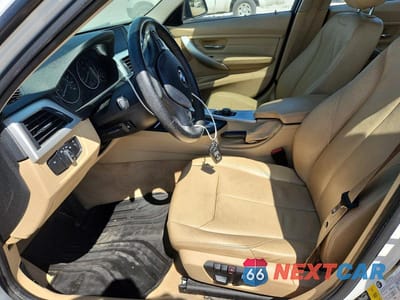Zdjęcie 7 z 12 samochodu: 2013 BMW 328 XI SULEV VIN:WBA3B5G55DNP40509 - miniatura