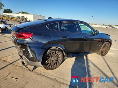 Trzecie zdjęcie samochodu z tyłu: 2022 BMW X6 XDRIVE40I VIN:5UXCY6C09N9N21322 - miniatura