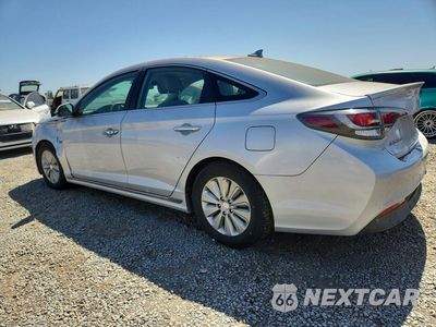 Drugie zdjęcie samochodu z przodu: 2016 HYUNDAI SONATA HYBRID SE VIN:KMHE24L11GA040275 - miniatura
