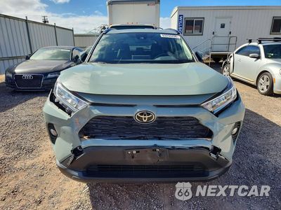 Piąte zdjęcie samochodu w środku: 2021 TOYOTA RAV4 XLE PREMIUM VIN:JTMC1RFV9MD080138 - miniatura