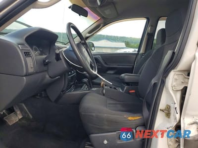 Zdjęcie 7 z 13 samochodu: 2003 JEEP GRAND CHEROKEE LAREDO VIN:1J4GW48SX3C605828 - miniatura