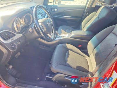 Zdjęcie 7 z 12 samochodu: 2017 DODGE JOURNEY CROSSROAD VIN:3C4PDCGG0HT501055 - miniatura