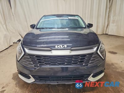 Piąte zdjęcie samochodu w środku: 2025 KIA SPORTAGE LX VIN:KNDPUCDF2S7370377 - miniatura